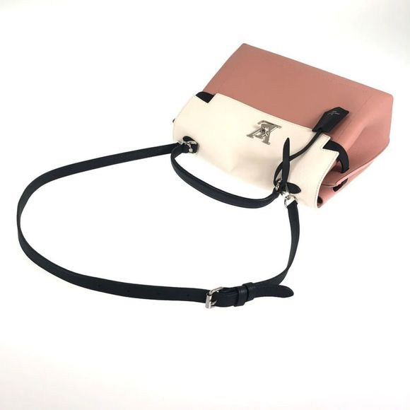 Louis Vuitton Lock Me Ever Shoulder Bag Pink - Picture 10 of 15